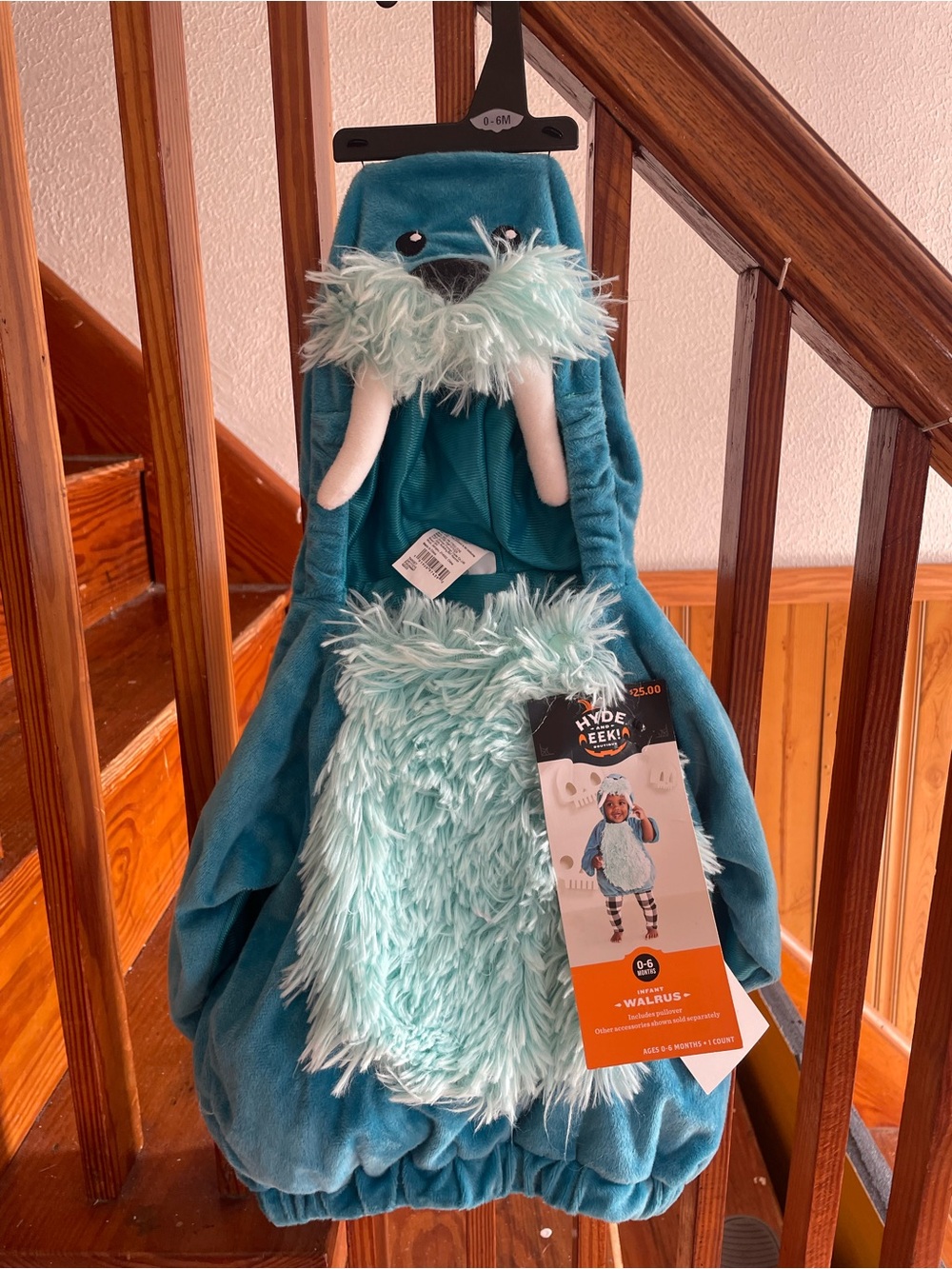 NWT Teal Walrus Plush Costume 0-6 months kids Halloween costume unisex cosplay